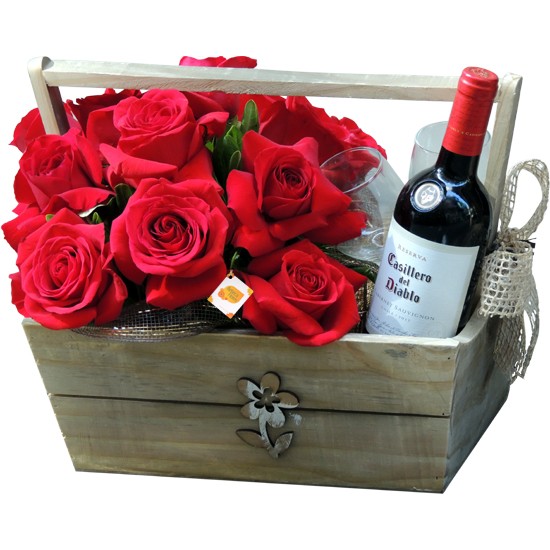 Cesta Rosas Colombianas | Vinho Casillero+ 2 Taças